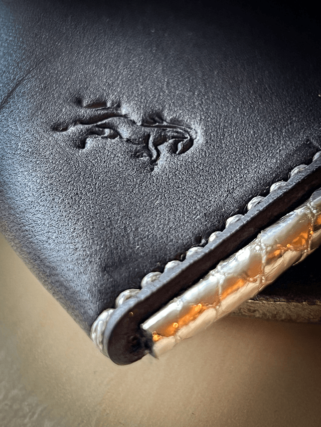 Etui "Écrin Nomade – Brume d’Argent "